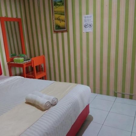 Hotel Krui Syariah المظهر الخارجي الصورة