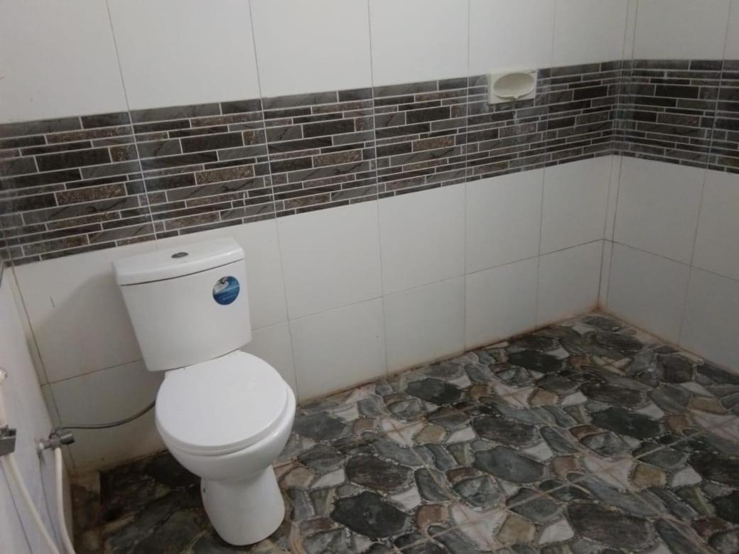 Hotel Krui Syariah المظهر الخارجي الصورة