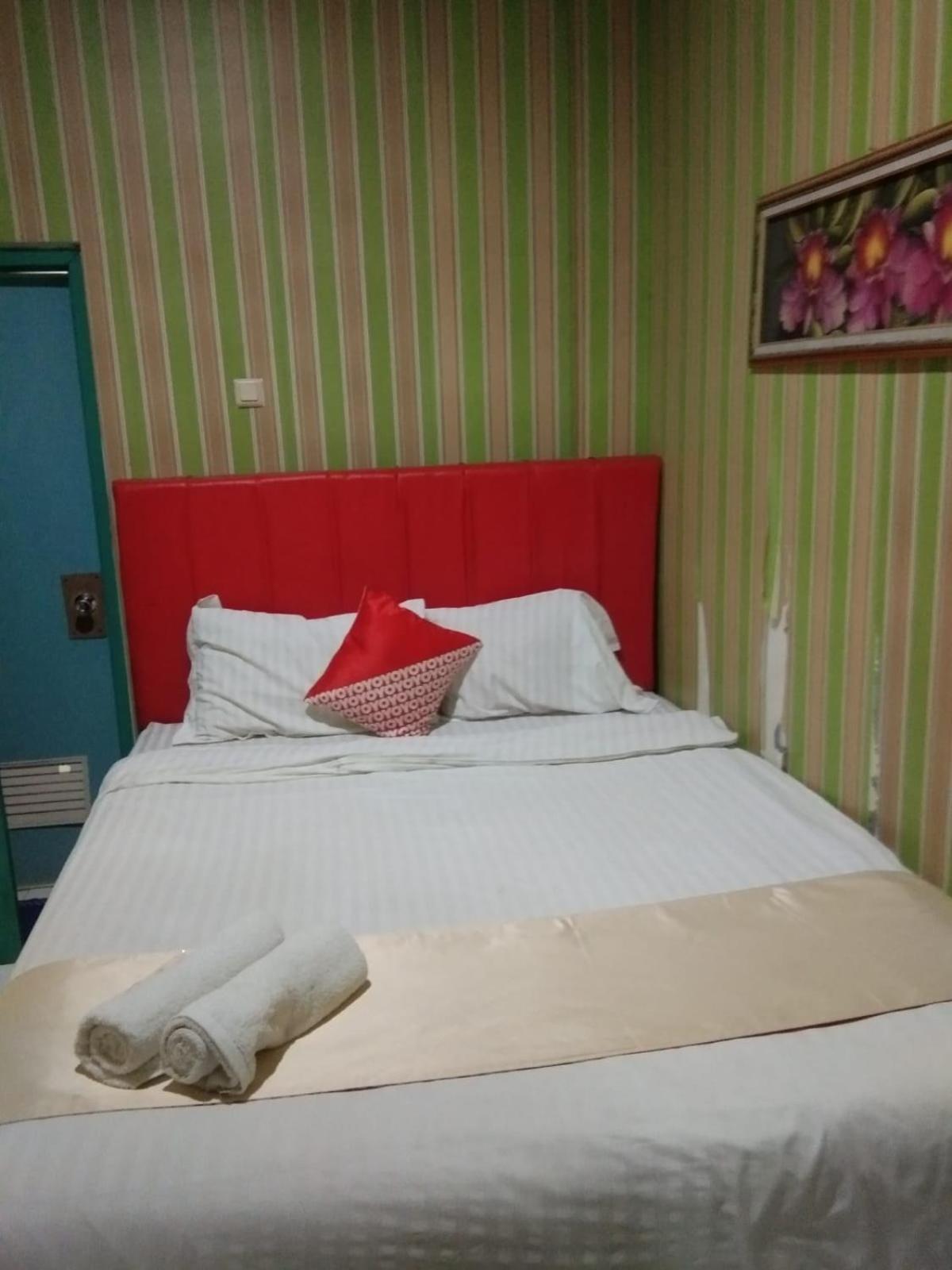 Hotel Krui Syariah المظهر الخارجي الصورة